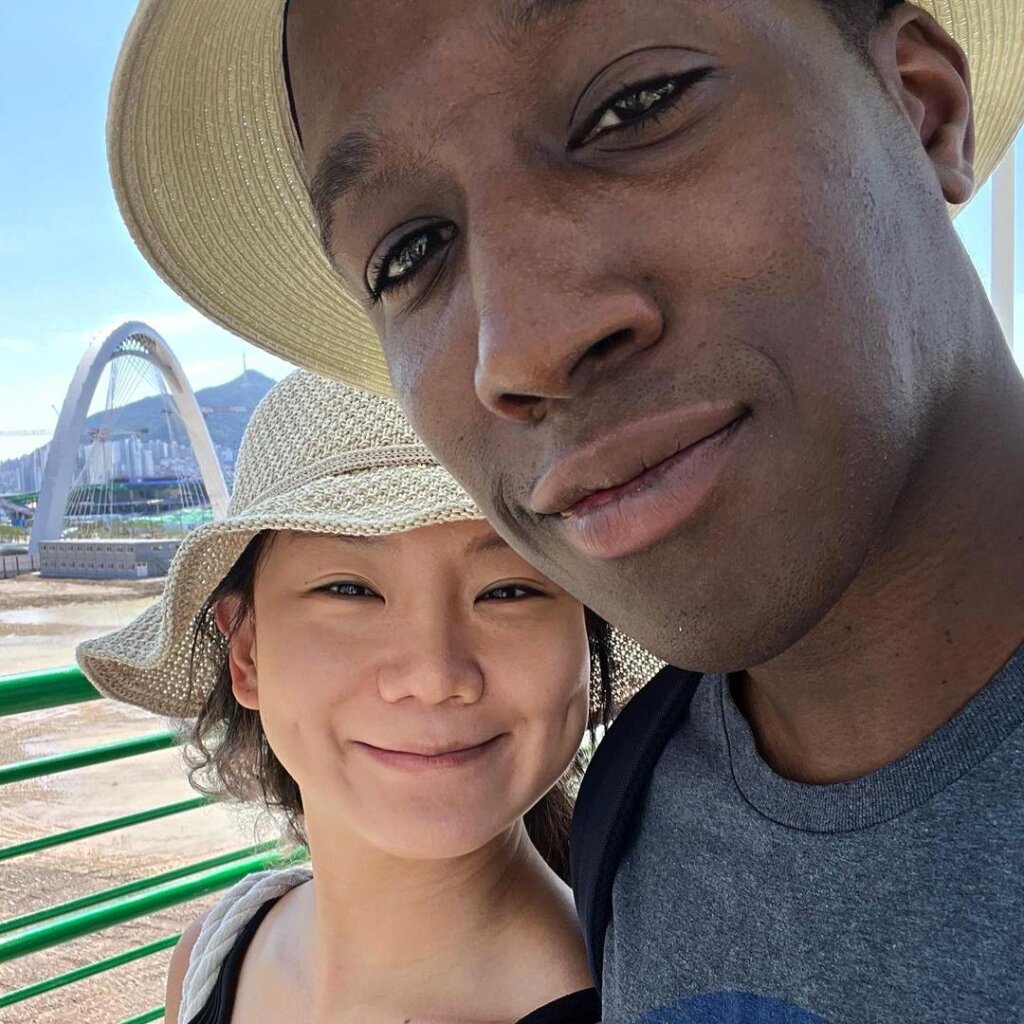 japanese girl with american guy
